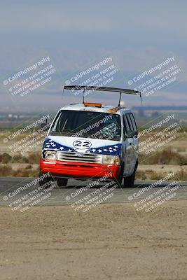 media/Sep-28-2025-24 Hours of Lemons (Sun) [[5dfe0e5f6e]]/9am (Star Mazda)/